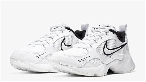 nike air heights damen schwarz weiß|Nike Air Heights White Black (Women's) – CI0603.